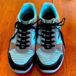 Kuru quantum size 8.5 women’s shoe